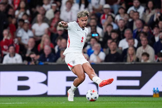September 26, 2026, London, London, England: Nico O Reilly of England kicks the ball during the UEFA Nations League 2026 27 League Phase MD1 Group A3 match between England and Spain at Wembley Stadium on September 26, 2026, in London, England. London England - ZUMAa181 20260926_zaa_a181_137 Copyright: xDennisxAgyemanx