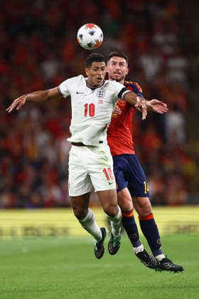 England v Spain 26 September 2026, London - UEFA Nations League - England v Spain - Jude Bellingham of England is fouled by Aymeric Laporte of Spain - Photo: Jacques Feeney Offside. London UK Copyright: xJacquesxFeeneyx xOffsidexOffside