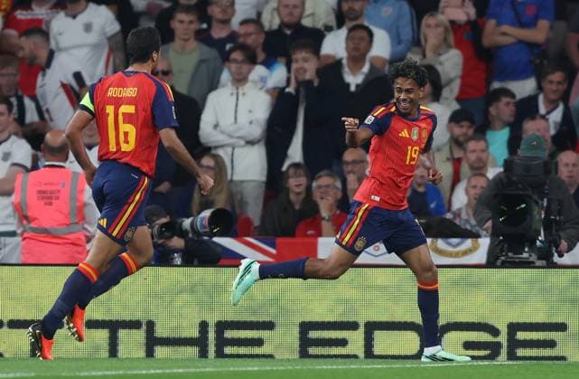 UEFA Nations League - England v Spain LONDON, ENGLAND, SEPTEMBER 26: GOAL 1-0, Lamine Yamal of Spain national team, Nationalteam goal celebration during The UEFA Nations League Group Stage match in Group C3 between England v Spain at Wembley Stadium, London, England, on September 26. (Photo by Daniel Weir) London Wembley Stadium England Copyright: xDanielxWeir SportsxPressxPhotox Sportspressphoto_SPR240626