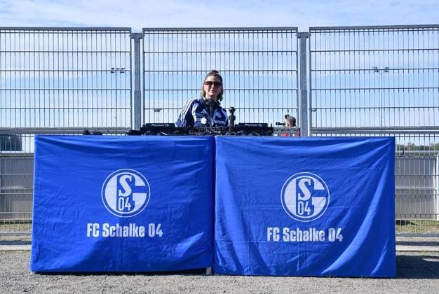 Schalke 04 - SGS Essen ** NUR FÜR REDAKTIONELLE ZWECKE ** EDITORIAL USE ONLY **<p>Fußball Frauen DFB-Pokall 1. Runde: Schalke 04 - SGS Essen am 27.09.2026 im Parkstadion in Gelsenkirchen Impressionen vor dem Spiel Deutschland Nordrhein Westfalen Gelsenkirchen Copyright: ThorstenxTillmann