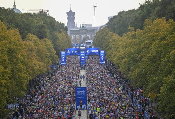 Thousands take part in 2026 Berlin Marathon BERLIN, GERMANY - SEPTEMBER 27: Thousands of runners fill the course during the 2026 Berlin Marathon as participants from around the world compete over the 42.195-kilometer route through the German capital, on September 27, 2026 in Berlin, Germany. The race passes several of the city s major landmarks as athletes push toward the finish line. Halil Sagirkaya Anadolu Berlin Germany. Editorial use only. Please get in touch for any other usage.  Copyright: x2026xAnadoluxHalilxSagirkayax