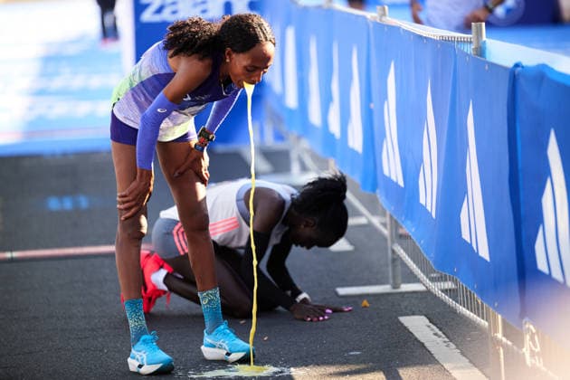Misgane Alemayehu, (ETH), nach Zieleinlauf am Ende Ihre Kraefte, GER, BMW Generali Berlin Marathon 2026, 27.09.2026 GER, BMW Generali Berlin Marathon 2026, 27.09.2026 Berlin