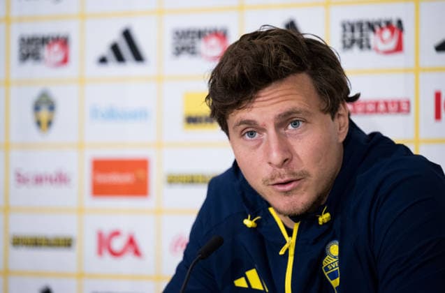 260927 Victor Nilsson Lindelöf of the Swedish men s national football team at a press conference, PK, Pressekonferenz on September 27, 2026 in Stockholm. Photo: Emma Wallskog BILDBYRAN kod EW EW0712 fotboll football soccer fotball nations league uefa nations league presskonferens press conference sverige sweden sverige a bbeng fotboll football soccer fotball nations league uefa nations league presskonferens press conference sverige sweden sverige a bbeng Copyright: EMMAxWALLSKOG BB260927EW005