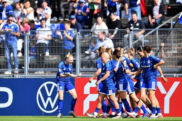 Schalke 04 - SGS Essen ** NUR FÜR REDAKTIONELLE ZWECKE ** EDITORIAL USE ONLY **<p>Fußball Frauen DFB-Pokall 1. Runde: Schalke 04 - SGS Essen am 27.09.2026 im Parkstadion in Gelsenkirchen Torjubel zum 1:0 durch Jolina Opladen ( Schalke 04 ) Deutschland Nordrhein Westfalen Gelsenkirchen Copyright: ThorstenxTillmann