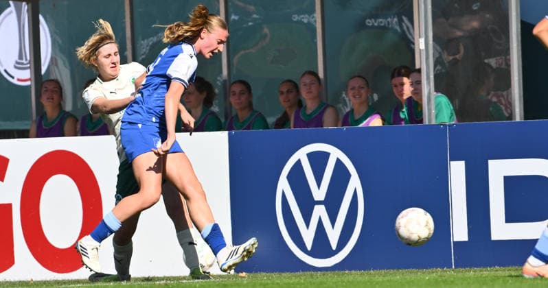 27.09.2026 - Fussball - Saison 2026 2027 - DFB Pokal Vereinspokal Frauen Damen - 01. Runde: SpVgg Greuther Fürth ( Kleeblatt ) - TSG 1899 Hoffenheim - Sportfoto Zink - xwoxzix - regulations prohibit any use of photographs as image sequences and or quasi-video - Amelie Graupner (17, SpVgg Greuther Fürth ) Lisa Doorn (14, TSG Hoffenheim )