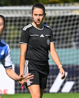 27.09.2026 - Fussball - Saison 2026 2027 - DFB Pokal Vereinspokal Frauen Damen - 01. Runde: SpVgg Greuther Fürth ( Kleeblatt ) - TSG 1899 Hoffenheim - Sportfoto Zink - xwoxzix - regulations prohibit any use of photographs as image sequences and or quasi-video - Marie Theres Mühlbauer ( Schiedsrichter in )