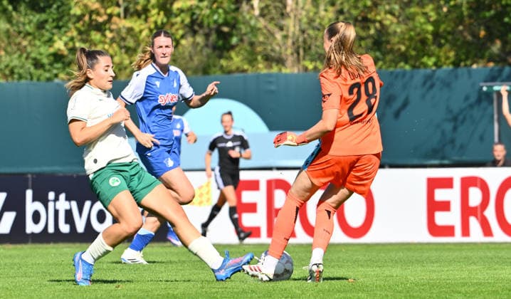 27.09.2026 - Fussball - Saison 2026 2027 - DFB Pokal Vereinspokal Frauen Damen - 01. Runde: SpVgg Greuther Fürth ( Kleeblatt ) - TSG 1899 Hoffenheim - Sportfoto Zink - xwoxzix - regulations prohibit any use of photographs as image sequences and or quasi-video - Aurora Tornaquindici (16, SpVgg Greuther Fürth ) Lisa Lichtfus (28, TSG Hoffenheim )