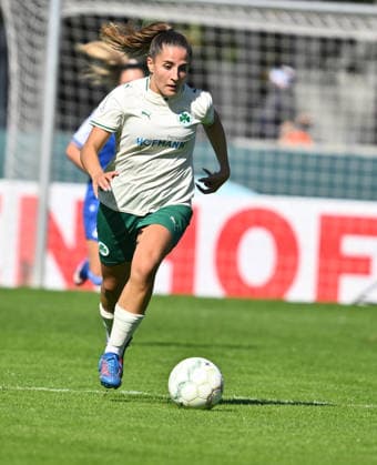 27.09.2026 - Fussball - Saison 2026 2027 - DFB Pokal Vereinspokal Frauen Damen - 01. Runde: SpVgg Greuther Fürth ( Kleeblatt ) - TSG 1899 Hoffenheim - Sportfoto Zink - xwoxzix - regulations prohibit any use of photographs as image sequences and or quasi-video - Aurora Tornaquindici (16, SpVgg Greuther Fürth ) Freisteller Einzelbild