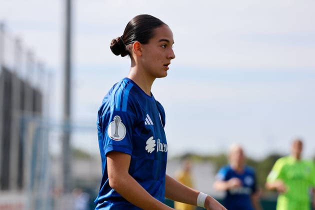 Fußball I Frauen I Saison 2026-2027 I DFB Pokal I FC Schalke 04 - SGS Essen I 27.09.2026 Dana Salic (8, FC Schalke 04) Freisteller, Nahaufnahme, Porträt, Portrait, Einzelfoto, Einzelbild, Körper Gelsenkirchen Parkstadion Nordrhein-Westfalen Deutschland Copyright: xLobeca CedricxSiefkerx