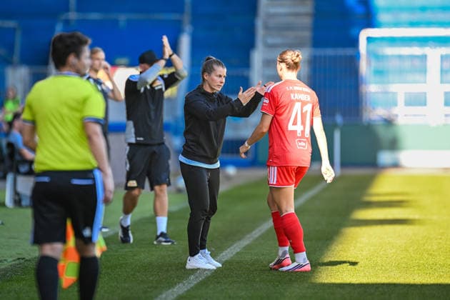 Fußball I Frauen I Saison 2026-2027 I DFB-Pokal I 1. FC Magdeburg - 1. FC Union Berlin I 27.09.2026 Marie-Louise Eta (Trainer, 1. FC Union Berlin), Lia Kamber (41, 1. FC Union Berlin) Magdeburg Avnet Arena (Heinz-Krügel-Platz 1) Sachsen-Anhalt Deutschland Copyright: xLobeca InesxHähnelx