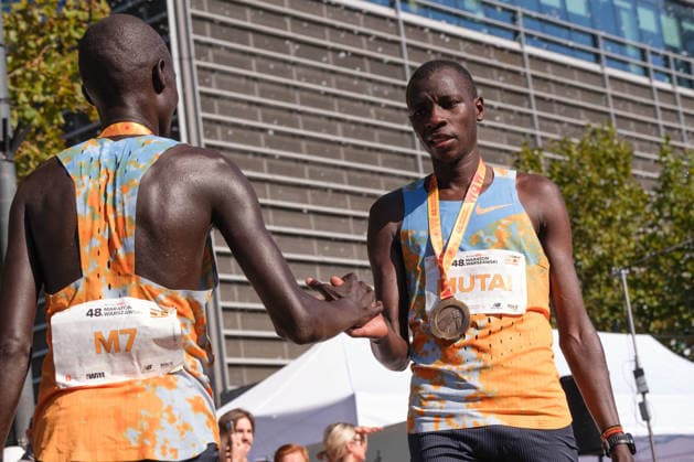 September 27, 2026, Warsaw, Masovian Voivodeship, Poland: 2nd place VICTOR KWEMBOI and 3rd place EZEKIEL MUTAI (both of Uganda) at the finish line of the 48th Warsaw Marathon. The race has been awarded the World Athletics Elite Label for the first time in its history and is part of the European Marathon Classics (EMC) series of races. Warsaw Poland - ZUMAk204 20260927_zip_k204_044 Copyright: xRomanxKozielx