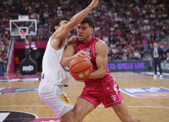 Aleksa Kovacevic Telekom Baskets Bonn vs. SYNTAINICS MBC 3.Spieltag - Saison 2026 27