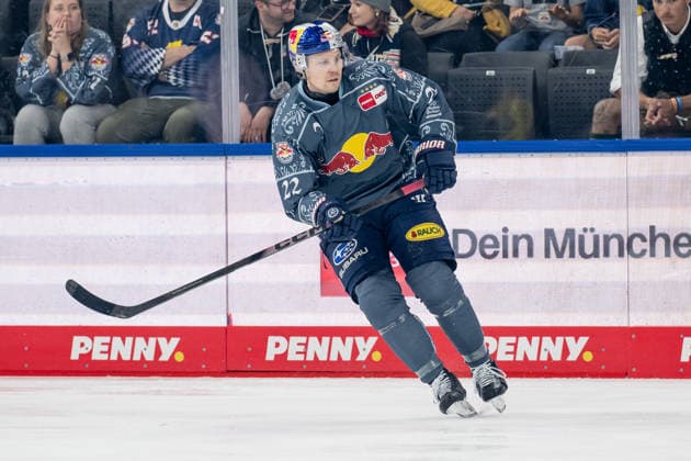 Ville Pokka (EHC Red Bull Muenchen, 22) GER, EHC Red Bull Muenchen vs. Loewen Frankfurt Eishockey, DEL, Saison 2026 2027, 4. Spieltag, 27.09.2026. Foto: HMB Media Heike Feiner Copyright: HMBxMedia HeikexFeiner