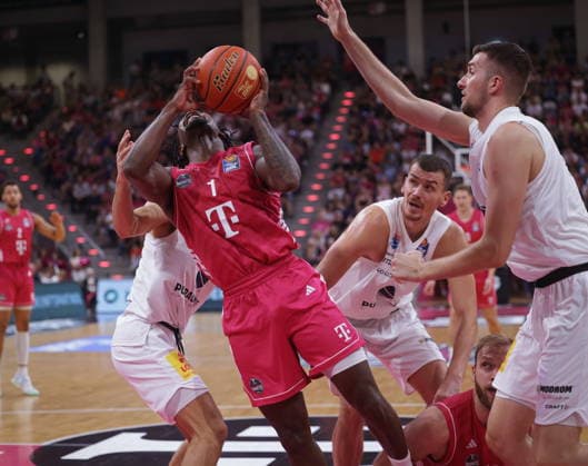 John-Michael Wright Telekom Baskets Bonn vs. SYNTAINICS MBC 3.Spieltag - Saison 2026 27
