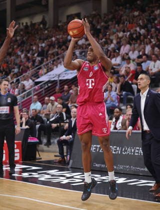 Marcus Foster Telekom Baskets Bonn vs. SYNTAINICS MBC 3.Spieltag - Saison 2026 27
