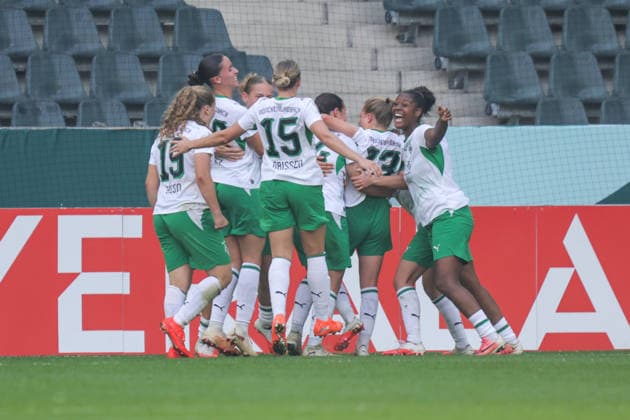 27.09.2026, xgrfx, Fussball DFB Pokal Frauen 1.Runde, Borussia Mönchengladbach - FC Bayern München v.l. Tor, Luca Graf zum 1:0 (Borussia Mönchengladbach) Mönchengladbach