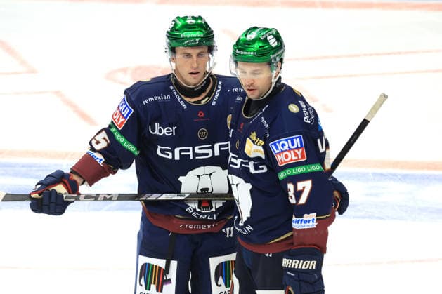 27.09.2026, GER ,DEU, Deutschland, Jean-Luc Foudy ( Eisbaeren Berlin 55 ), Markus Vikingstad ( Eisbaeren Berlin 37 ) nordphoto GmbH Engler Berlin Uber-Arena Berlin Deutschland Copyright: xNordphotox xEnglerx