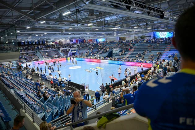 27.09.2026,GER, Handball, Herren, Opel HBL, Saison 2026 2027, 6. Spieltag, VfL Gummersbach vs. Bergischer HC Sportstätte Schwalbe Arena DFB DFL regulations prohibit any use of photographs as image sequences and or quasi-video Gummersbach SCHWALBE arena NRW Deutschland Germany Copyright: xNordphoto Meuterx