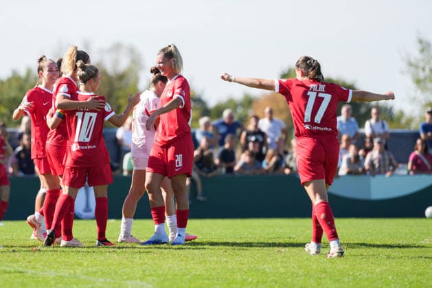 DFB-Pokal der Frauen: SC Sand vs. VfL Wolfsburg, 27.09.2026 Torjubel zum 0:5 durch Svenja Huth (VfL Wolfsburg, 10) DFB-Pokal der Frauen: SC Sand vs. VfL Wolfsburg, Adams Arena, 27.09.2026 DFB DFL REGULATIONS PROHIBIT ANY USE OF PHOTOGRAPHS AS IMAGE SEQUENCES AND OR QUASI-VIDEO. Copyright: xBEAUTIFULxSPORTS Boscox