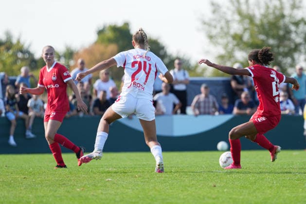 DFB-Pokal der Frauen: SC Sand vs. VfL Wolfsburg, 27.09.2026 Cora Zicai (VfL Wolfsburg, 28) mit einem Schuss aufs Tor DFB-Pokal der Frauen: SC Sand vs. VfL Wolfsburg, Adams Arena, 27.09.2026 DFB DFL REGULATIONS PROHIBIT ANY USE OF PHOTOGRAPHS AS IMAGE SEQUENCES AND OR QUASI-VIDEO. Copyright: xBEAUTIFULxSPORTS Boscox