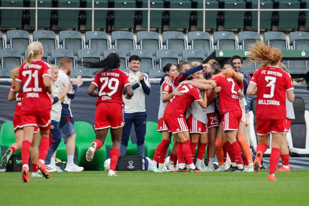 27.09.2026, xgrfx, Fussball DFB Pokal Frauen 1.Runde, Borussia Mönchengladbach - FC Bayern München v.l. Tor, Vanessa Gilles zum 1:2 (FC Bayern München) Mönchengladbach
