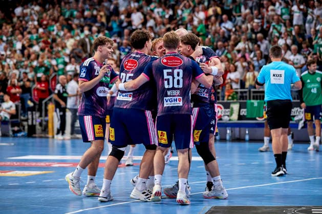 TSV Hannover-Burgdorf Sieg Jubel TSV Hannover-Burgdorf - vs. FRISCH AUF Goeppingen, Handball Bundesliga, HBL, Saison 2026 2027 27.09.2026 -Pressefoto Jan-Frederic Helbig TSV Hannover-Burgdorf - vs. FRISCH AUF Goeppingen, Handball Bundesliga, HBL, ZAG Arena, Opel Handball-Bundesliga, Saison 2026 2027, 27.09.2026 Hannover Copyright: xEibner-Pressefoto Jan-FredericxHelbigx EP_JHG