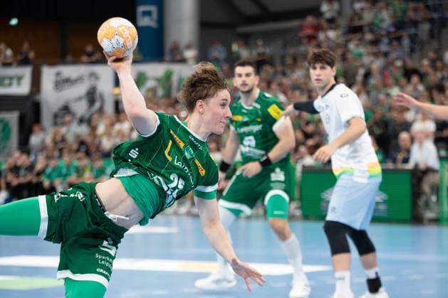 Handball, HBL2: SC DHfK Leipzig - TSV Bayer Dormagen; 27.09.2026 Caspar Gauer (25, SC DHfK Leipzig) beim Wurf. Handball, 2. Bundesliga, Saison 2026 2027, 5. Spieltag: SC DHfK Leipzig vs. TSV Bayer Dormagen am 27.09.2026 in der Quarterback Immobilien Arena Leipzig. Copyright: xBEAUTIFULxSPORTS JanxKaeferx