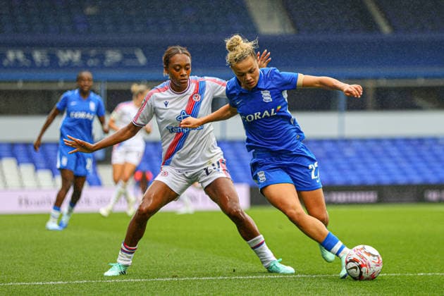 BIRMINGHAM, ENGLAND - September 27: Allyson Swaby of Crystal Palace and Oceane Hurtre of Birmingham City battle for the ball during the Barclays Womens Super League football match between Birmingham City and Crystal Palace at St Andrews @ Knighthead Park on September 27, 2026 in Birmingham, England. (Photo by Natalie Mincher Sports Press Photo SPP) Copyright: xNataliexMincher SPPx Sportspressphoto_SPR241123