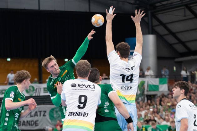 Handball, HBL2: SC DHfK Leipzig - TSV Bayer Dormagen; 27.09.2026 Franz Semper (32, SC DHfK Leipzig) beim Wurf. Handball, 2. Bundesliga, Saison 2026 2027, 5. Spieltag: SC DHfK Leipzig vs. TSV Bayer Dormagen am 27.09.2026 in der Quarterback Immobilien Arena Leipzig. Copyright: xBEAUTIFULxSPORTS JanxKaeferx