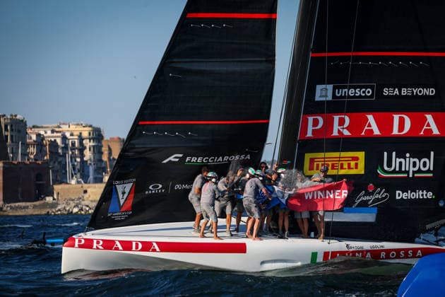 Luna Rossa™s celebrates after win the preliminary regatta match-race final of the Louis Vuitton 38th America s Cup, Naples, Italy, September 27, 2026  Copyright: xAlessandroxGarofalo LaPressex