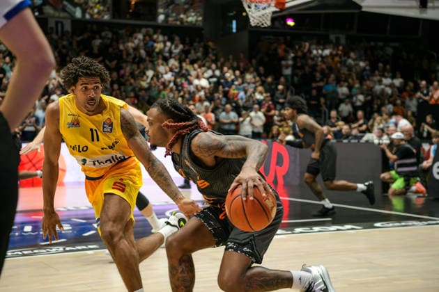easyCredit Basketball Bundesliga, 3. Spieltag, Niners Chemnitz - Phoenix Hagen 27.09,2026 ab 16.30 Uhr Chemnitz, Chemnitz Arena Im Foto: 24 Cobe Williams easyCredit Basketball Bundesliga, 3. Spieltag, Niners Chemnitz - Phoenix Hagen Chemnitz Sachsen Deutschland Copyright: xEHLxMedia MichelxKöhlerx 20262709-Niners-Chemnitz-Phoenix-Hagen_047