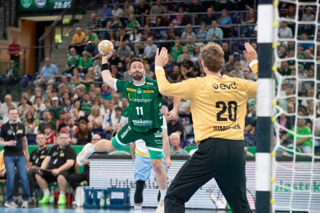 Handball, HBL2: SC DHfK Leipzig - TSV Bayer Dormagen; 27.09.2026 Lukas Binder (11, SC DHfK Leipzig) wirft von außen. Handball, 2. Bundesliga, Saison 2026 2027, 5. Spieltag: SC DHfK Leipzig vs. TSV Bayer Dormagen am 27.09.2026 in der Quarterback Immobilien Arena Leipzig. Copyright: xBEAUTIFULxSPORTS JanxKaeferx