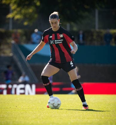 DFB-Pokal: FC Viktoria Berlin vs. Bayer 04 Leverkusen; Berlin, 27.09.2026 DFB-Pokal Frauen: Selina OSTERMEIER (Bayer 04 Leverkusen 2) während dem Spiel FC Viktoria Berlin vs. Bayer 04 Leverkusen im Stadion Lichterfelde am September 27, 2026 in Berlin, Deutschland. Copyright: xBEAUTIFULxSPORTS Kuehnx