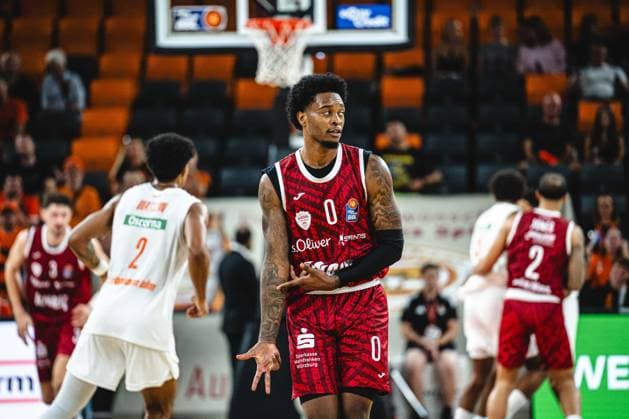 Neu Ulm, Deutschland, 27.09.26: Eddie Colbert III (Fitness first Wuerzburg Baskets) gestikuliert, gestik waehrend des Basketball Bundesliga Spiels zwischen ratiopharm ulm vs Fitness first Wuerzburg Baskets in der ratiopharm Arena am 27. September 2026 in Neu Ulm, Deutschland. (Foto von Harry Langer DeFodi Images) ratiopharm Arena, Germany, 27.09.26: Eddie Colbert III (Fitness first Wuerzburg Baskets) gestures during the Basketball Bundesliga match between ratiopharm ulm vs Fitness first Wuerzburg Baskets at Neu Ulm on September 27, 2026 in ratiopharm Arena, Germany. (Photo by Harry Langer DeFodi Images) (Photo by Harry Langer DeFodi Images) -