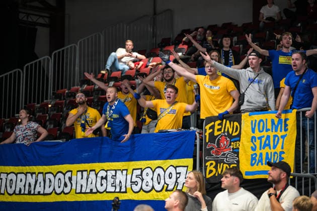 easyCredit Basketball Bundesliga, 3. Spieltag, Niners Chemnitz - Phoenix Hagen 27.09,2026 ab 16.30 Uhr Chemnitz, Chemnitz Arena Im Foto: Phoenix Hagen Fanblock easyCredit Basketball Bundesliga, 3. Spieltag, Niners Chemnitz - Phoenix Hagen Chemnitz Sachsen Deutschland Copyright: xEHLxMedia MichelxKöhlerx 20262709-Niners-Chemnitz-Phoenix-Hagen_139