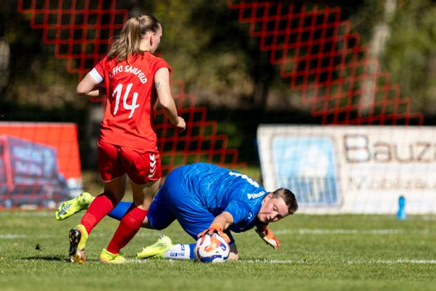Thüringen-Pokal Achtelfinale Frauen: 1. FFC Saalfeld vs. 1. FFV Erfurt; Saalfeld; 27.09.2026 Lynn Schlegel ( 1; 1. FFC Saalfeld) Thüringen-Pokal Achtelfinale Frauen: 1. FFC Saalfeld vs. 1. FFV Erfurt; Hauptplatz Lok-Sportplatz; 27.09.2026 Copyright: xBEAUTIFULxSPORTS Duehringx