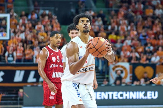 Ibi Watson (ratiopharm ulm, 02) Freiwurf GER, Ratiopharm Ulm vs. Wuerzburg Baskets, Basketball, 1. Bundesliga, 3. Spieltag, Spielzeit 2026 2027, 27.09.2026 GER, Ratiopharm Ulm vs. Wuerzburg Baskets, Basketball, 1. Bundesliga, 3. Spieltag, Spielzeit 2026 2027, 27.09.2026 Neu-Ulm Copyright: xEibner-Pressefoto GeraldxOelze-dexStoppanyx EP_ODS