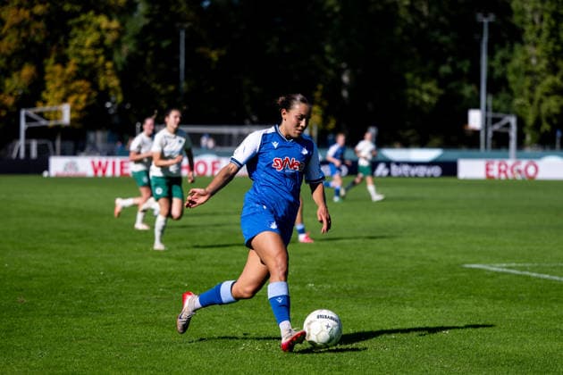 27.09.2026, GER, Fussball, Frauen, DFB Pokal, Saison 2026 2027, 1. Runde, SpVgg Greuther Fürth vs. TSG 1899 Hoffenheim Linda Natter ( Hoffenheim, 11 ) am Ball Fürth Julius Hirsch Sportzentrum Bayern Deutschland Copyright: xNordphoto Memmlerx