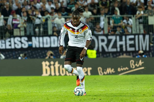 Deutschland: Deutschland vs Griechenland, UEFA Nations League, 2. Spieltag, Saison 2026 27, WWK Arena (Augsburg): Yann Aurel Bisseck, (Deutschland, 2) am Ball Augsburg WWK Arena Bayern Deutschland Copyright: xBenedictxChristx