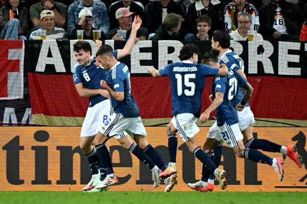 27.09.2026, xemx, Fussball UEFA Nations League, Deutschland - Griechenland v.l. Torjubel nach dem Tor zum celebrating the goal celebrate 0:1 durch Dimitrios Kourbelis (Griechenland) Augsburg