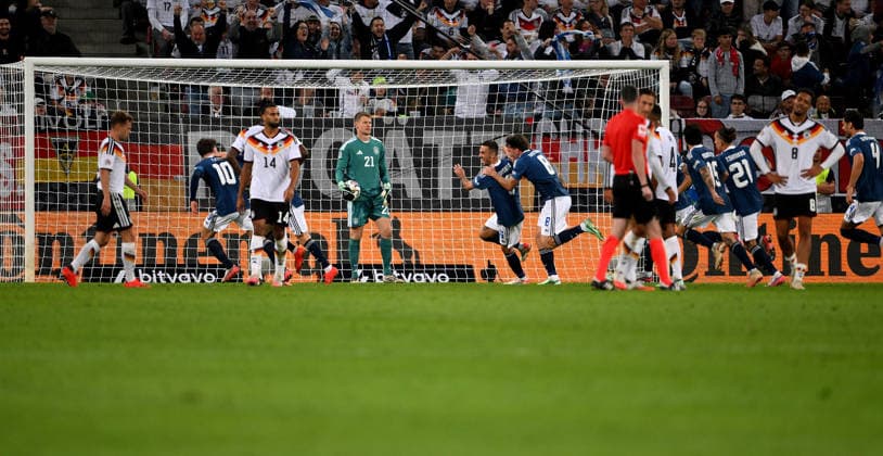 FUSSBALL UEFA Nations League Liga A Gruppe 2 2026 2027 in Augsburg 27.09.2026 Deutschland - Griechenland Jubel nach dem Tor zum 0 - 1, Dimitris Kourbelis (Griechenland)