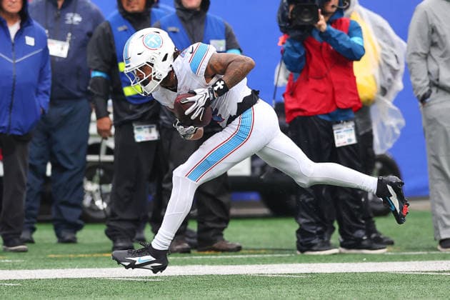 EAST RUTHERFORD, NJ - SEPTEMBER 27: Wan dale Robinson 4 of the Tennessee Titans runs after the catch during the game against the New York Giants at MetLife Stadium on September 27, 2026 in East Rutherford, New Jersey. (Photo by Rich Graessle Icon Sportswire) NFL, American Football Herren, USA SEP 27 Titans at Giants EDITORIAL USE ONLY Icon262092732366