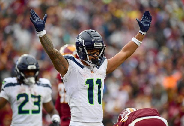 LANDOVER, MD - SEPTEMBER 27: Seahawks wide receiver Jaxon Smith-Njigba (11) celebrates after a Seahawks touchdown during the Seattle Seahawks versus Washington Commanders National Football League game at Northwest Stadium on September 27, 2026 in Landover, MD. (Photo by Randy Litzinger Icon Sportswire) NFL, American Football Herren, USA SEP 27 Seahawks at Commanders EDITORIAL USE ONLY Icon9662609270828