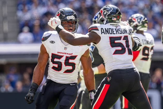 September 27, 2026, Indianapolis, Indiana, U.S: Houston Texans defensive lineman Danielle Hunter (55) and Houston Texans defensive lineman Will Anderson Jr. (51) celebrate a sack during the game between the Houston Texans and the Indianapolis Colts at Lucas Oil Stadium, Indianapolis, Indiana. NFL, American Football Herren, USA 2026 Colts 19-17 Texans  - ZUMAs304 20260927_zaf_s304_017 Copyright: xScottxStuartx