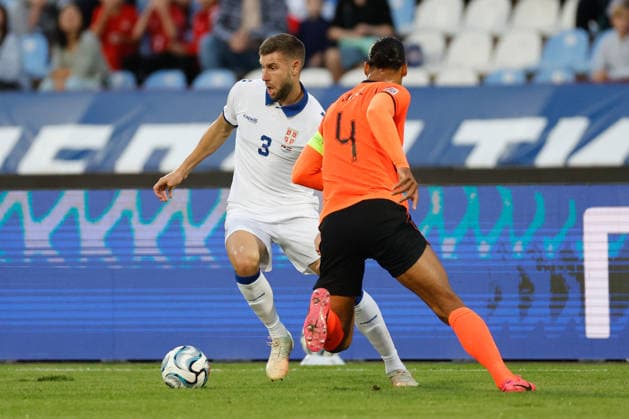 BELGRADE, SERBIA - SEPTEMBER 27: Strahinja Pavlovic of Serbia Virgil van Dijk of Netherlands during the UEFA Nations League match between Serbia and Netherlands at on September 27, 2026 in Belgrade, Serbia.  Copyright: xDijksxMedia MBxMediax