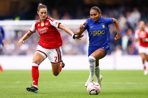 Chelsea v Arsenal Women 27 September 2026, London - Women s Super League - Chelsea v Arsenal - Alyssa Thompson of Chelsea and Emily Fox of Arsenal - Photo: Jacques Feeney Offside. London UK Copyright: xJacquesxFeeneyx xOffsidexOffside