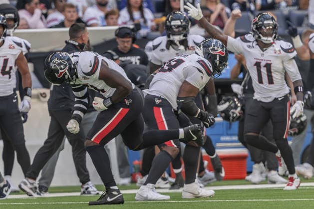 September 27, 2026, Indianapolis, Indiana, U.S: Houston Texans defensive lineman Will Anderson Jr. (51) and Houston Texans defensive lineman Sheldon Rankins (98) celebrate a fumble recovery during the game between the Houston Texans and the Indianapolis Colts at Lucas Oil Stadium, Indianapolis, Indiana. Indianapolis U.S - ZUMAs304 20260927_zaf_s304_051 Copyright: xScottxStuartx