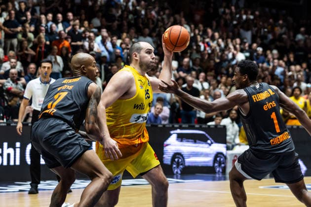 27.09.2026, GER, BBL, easyCredit Basketball Bundesliga, Chemnitz, Niners Chemnitz - Phoenix Hagen Cameron Krutwig (Phoenix Hagen, 25) Chemnitz Messe Chemnitz Sachsen Deutschland