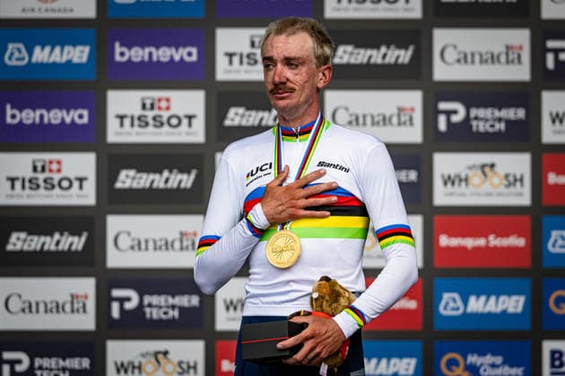 MCNULTY Brandon: UCI Road cycling, Rad, Radsport, Strasse World Championships - Montreal Canada 2026 MCNULTY Brandon ( USA ) USA Winner - First Place Award Ceremony Medal Ceremony Podium - Querformat - quer - horizontal - Landscape - Event Veranstaltung: UCI Road Cycling World Championships Montreal-Canada 2026 - Category Kategorie: Cycling - Road Cycling World Championships Elite Men - Location Ort: North America - Canada - Quebec - Montreal - Start: Brossard - Finish: Montreal Road Race ( RR ) - Distance: 273,4 km - Date Datum: 27.09.2026 Sunday Day 7 -