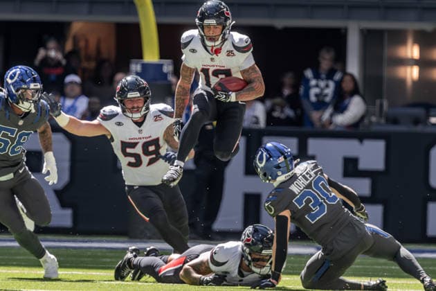 September 27, 2026, Indianapolis, Indiana, U.S: Houston Texans wide receiver JAYLIN NOEL (13) hops over a blocker on the opening kickoff return during the game between the Houston Texans and the Indianapolis Colts at Lucas Oil Stadium. NFL, American Football Herren, USA 2026 Colts 19-17 Texans  - ZUMAs304 20260927_zaf_s304_054 Copyright: xScottxStuartx